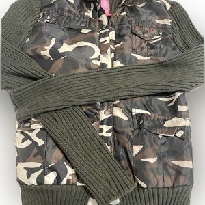 EUC! - PERSONAL IDENTITY Camo Bomber Sweater Jacket Size Small